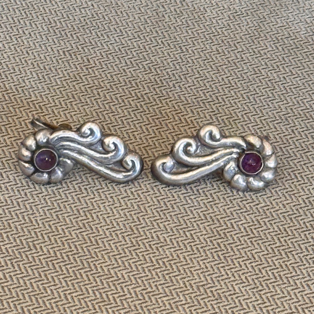 Vintage Sterling Silver Mexico Amethyst Cabochon Earrings 1940's
